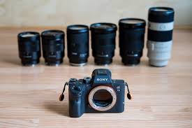 Best Lens forboth Long and Short Photography Sony A7III – 2025 Complate Guide!