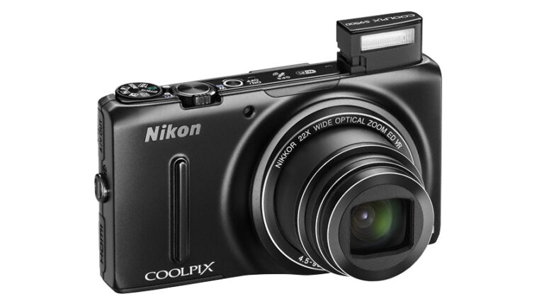 Nikon COOLPIX S9500